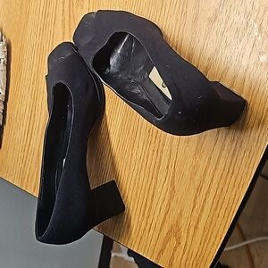 Vintage Saks Fifth Ave Heels